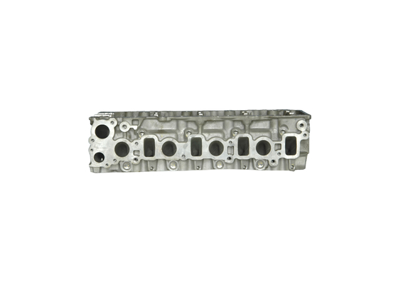 أجزاء محرك الألومنيوم للسيارات رأس أسطوانة المحرك 11101-30040 2KD