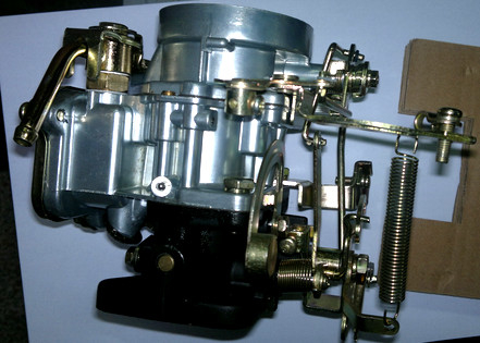 أنظمة الوقود المكربن ​​أجزاء محرك السيارات نيسان J15 ضمان 12 شهرا